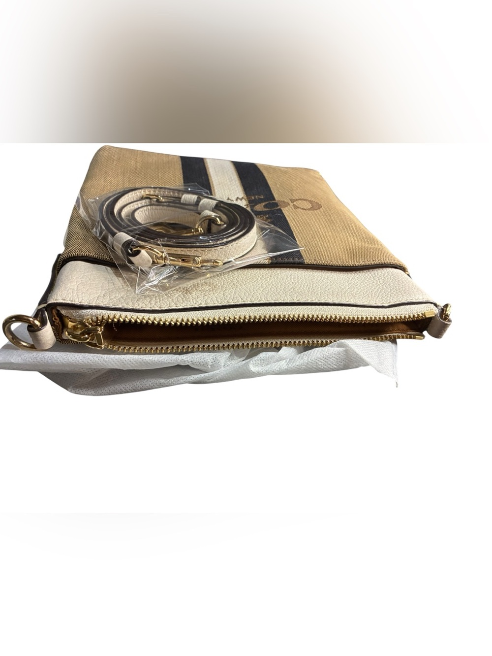 Coach Horse And Carriage Jacquard Kitt Crossbody - Picture 2 of 7